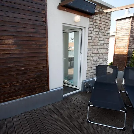 Terrace *